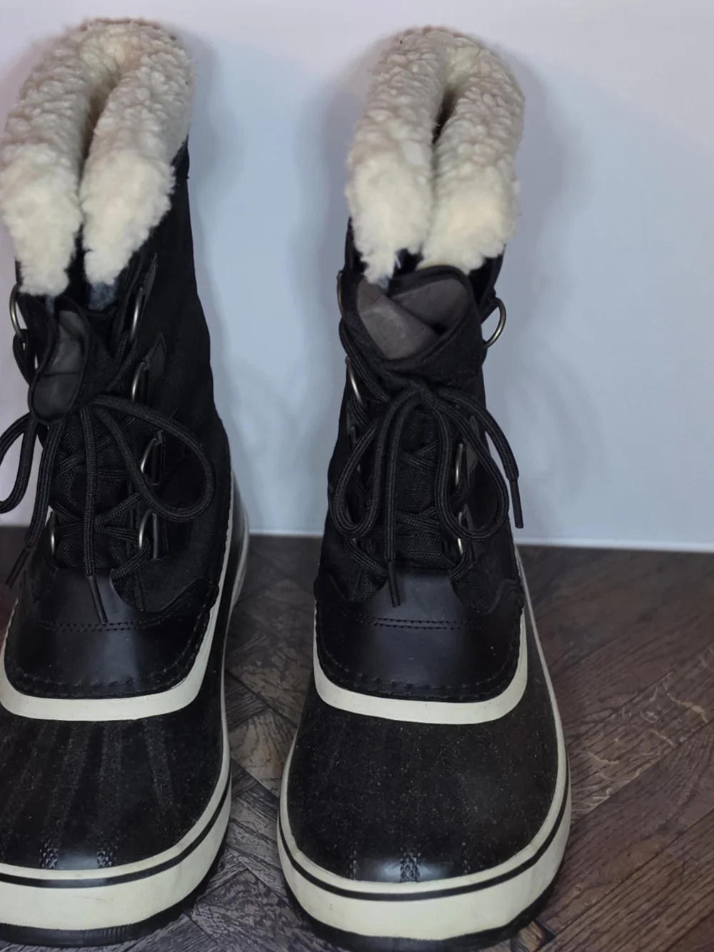 Sorel Womenss' Black Waterproof Winter Boots with Sherpa Lining